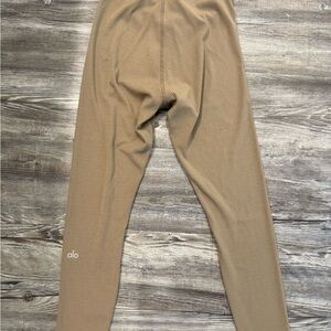 Alo Yoga Ribbed Tan Leggings small